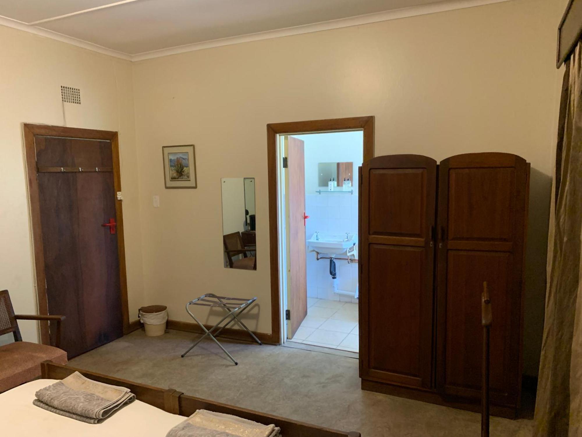 Hotel De Rust Luaran gambar