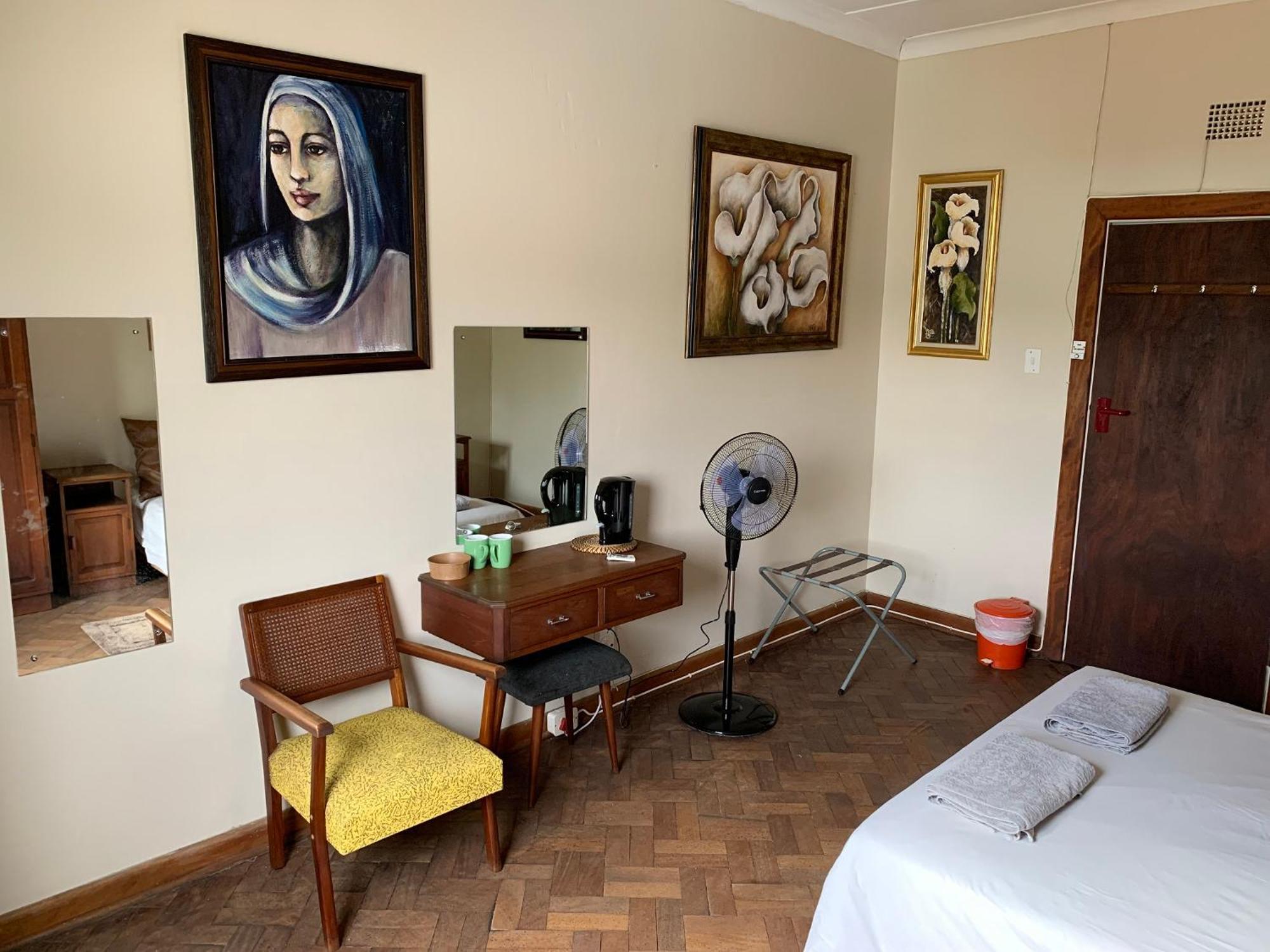 Hotel De Rust Luaran gambar