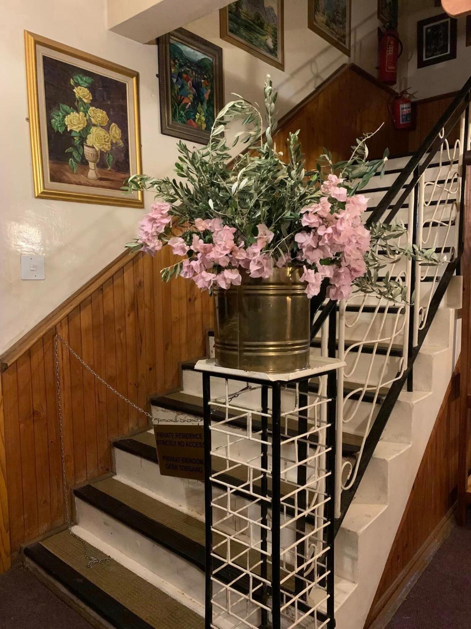 Hotel De Rust Luaran gambar
